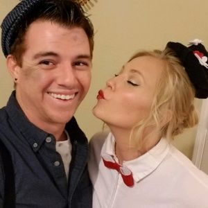 Meet your Posher, Caitlyn